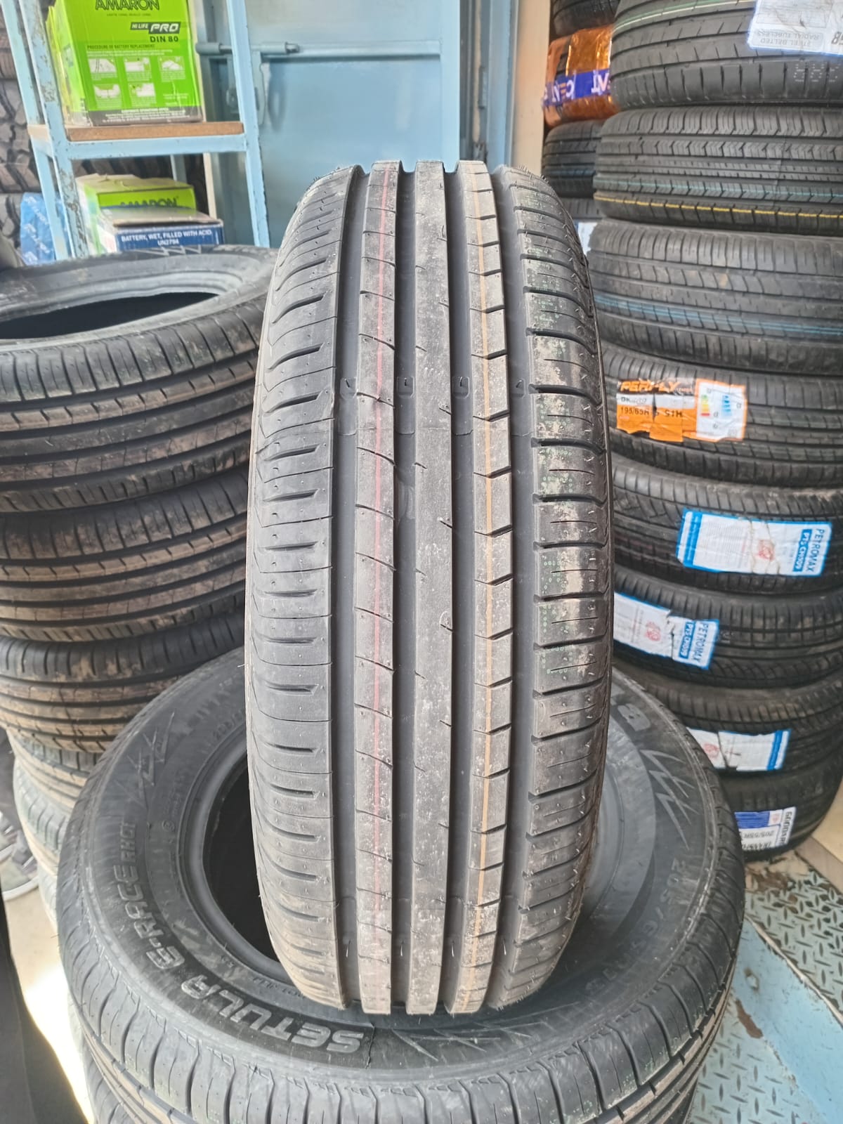 195/65R15 Perfly Tyres