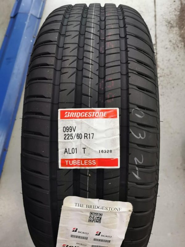 225/60 R17 Bridgestone tyre