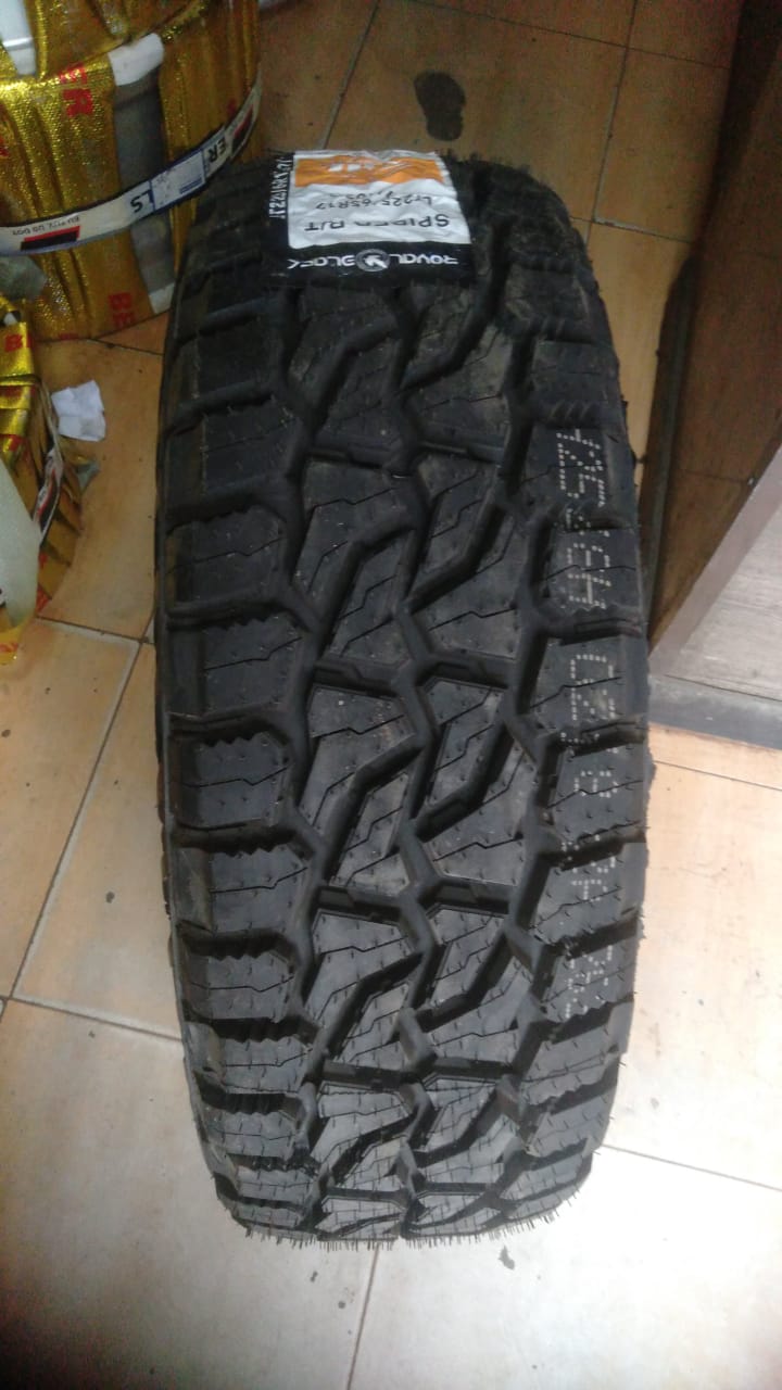 225/65R17 Spider R/T Tyres