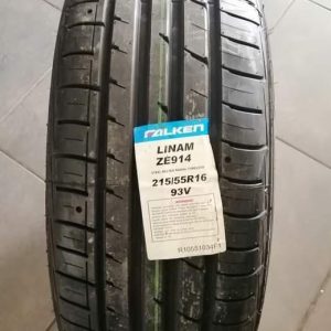 215/55 R16 93W Falken FK452