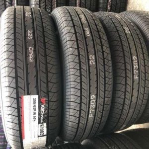 205/65 R16 95H Yokohama Tyres