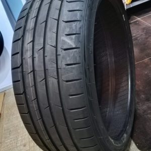 225/40R19 Zextour tyre