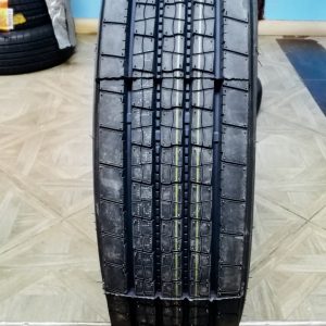 9.5R17.5 Steprising truck tyre