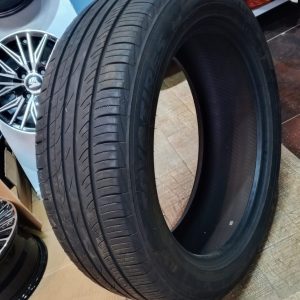 225/55R19 Toyo