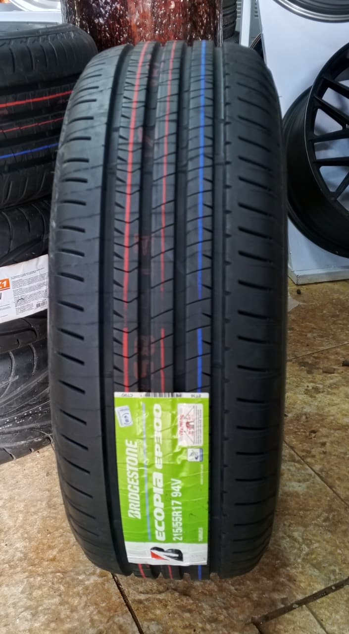 Bridgestone 215/55R17