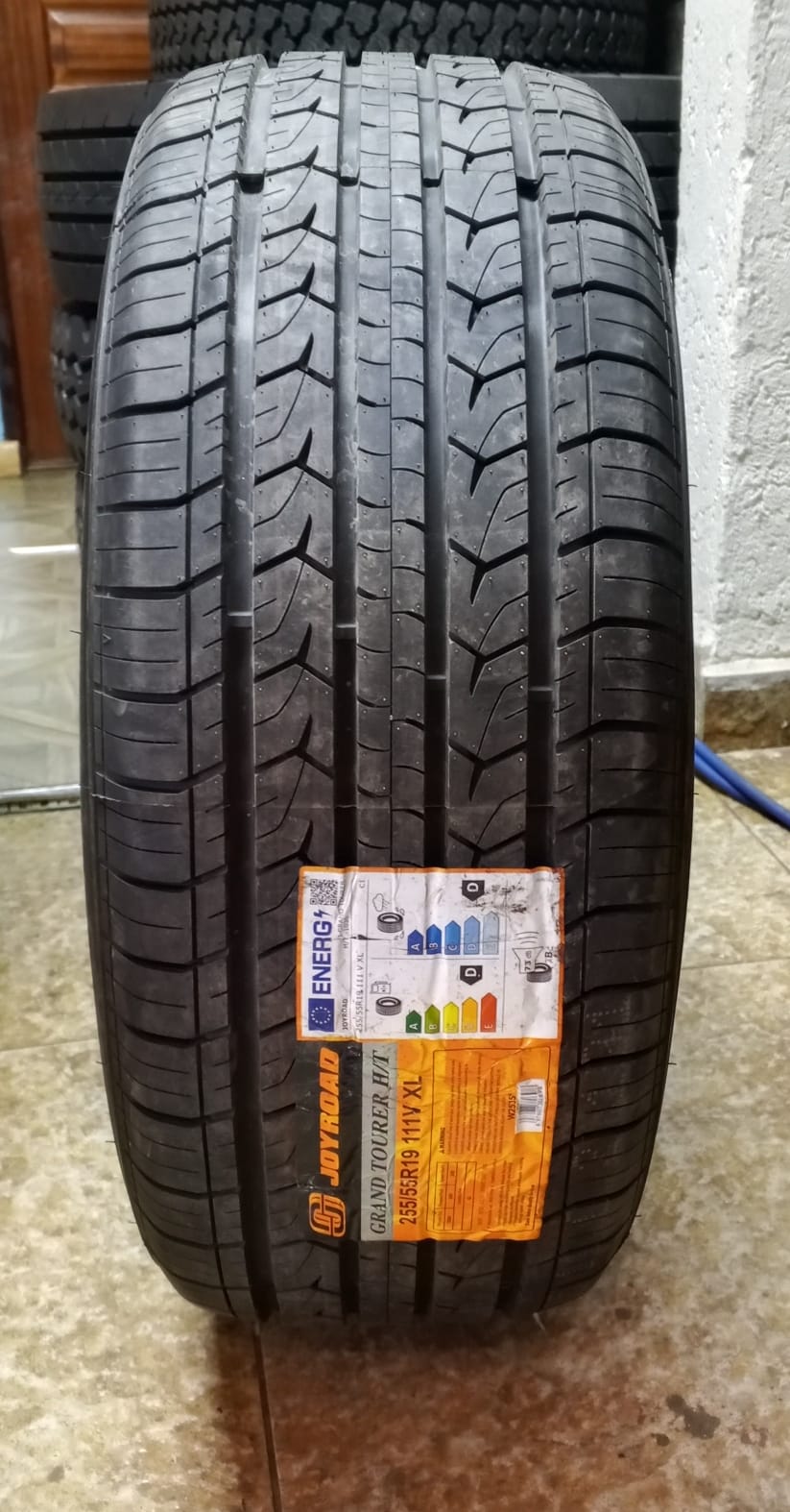 255/55r19 Joyroad